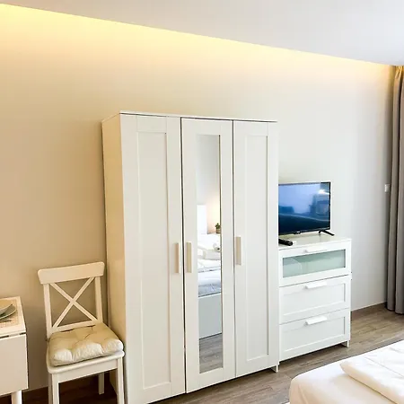 Sunrise & Sunset Apartment Csopak